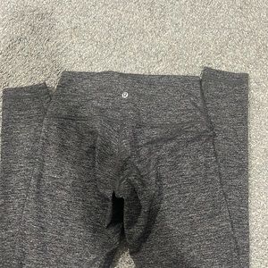 grey lululemon leggings size 6